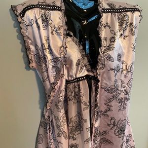 Light pink flowered nightie set